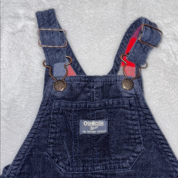 OshKosh B'gosh Black Classic Overalls - Picture 5 of 10